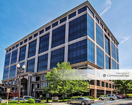 A look at 10 Glenlake North Tower Office space for Rent in Atlanta