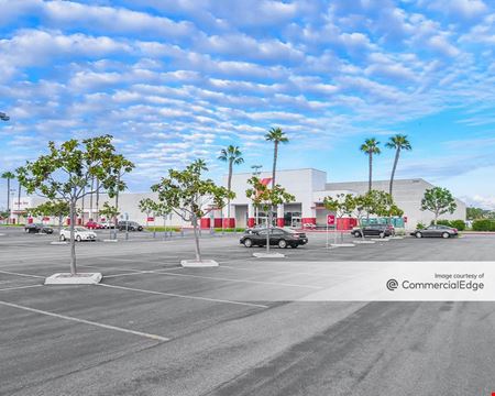 A look at Los Altos Gateway Retail space for Rent in Long Beach