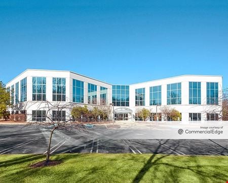 A look at Woodmont Corporate Center commercial space in Whippany