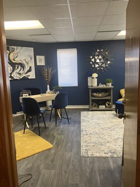 A look at Office for rent!! Coworking space for Rent in Chesapeake