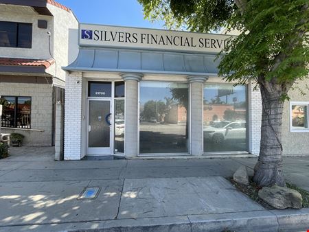 A look at 21730 Devonshire Street commercial space in Los Angeles