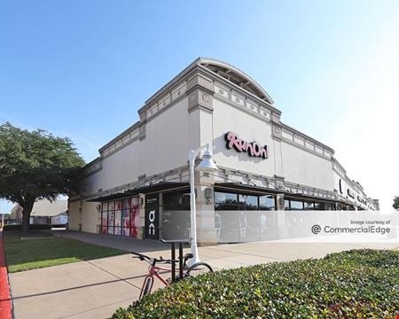 A look at The Center at Preston Ridge Retail space for Rent in Frisco