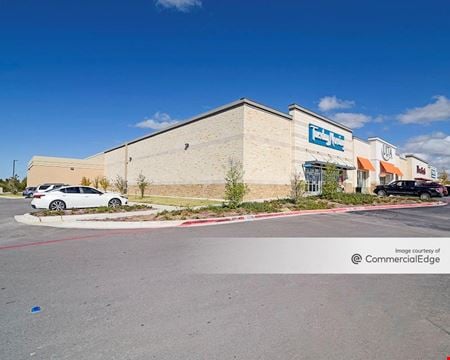 A look at Granbury Lakeside Center commercial space in Granbury