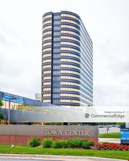 A look at 4000 Town Center commercial space in Southfield