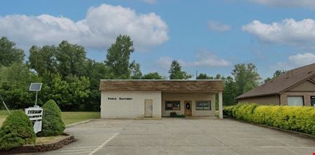 A look at 5760 Royalwood Rd commercial space in North Royalton