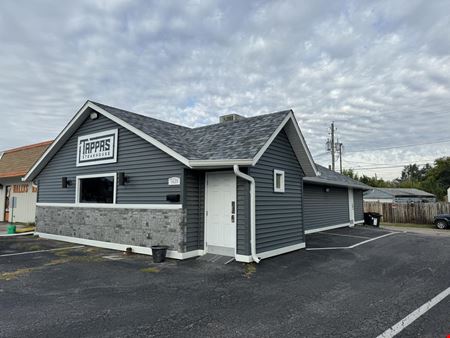 A look at 1620 Rockingham Road commercial space in Davenport