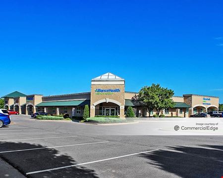 A look at Shawnee Health Plaza commercial space in Shawnee