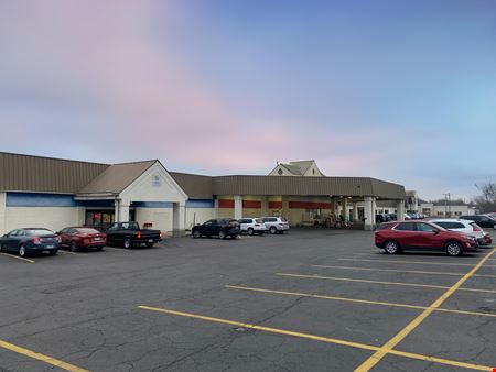 A look at Village Commons commercial space in Gurnee