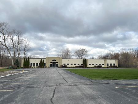 A look at 7634 New West Road commercial space in Toledo