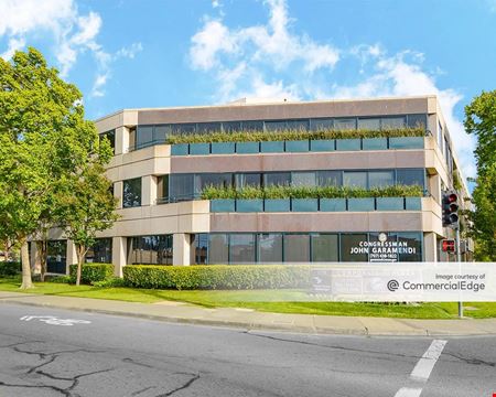A look at Corporate Plaza Commercial space for Rent in Fairfield