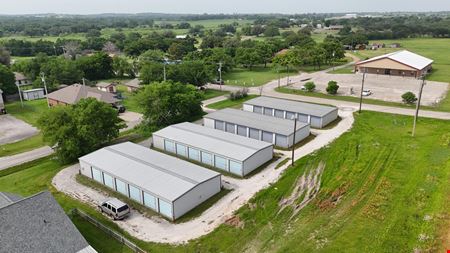 A look at Honeycrisp Self Storage Portfolio commercial space in Millsap and Tolar