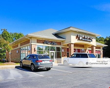A look at Old Milton Village commercial space in Alpharetta