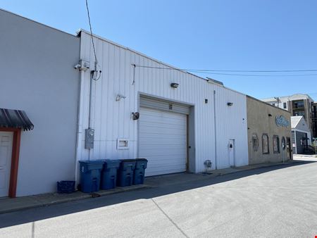 WAREHOUSE BUILDING FOR LEASE DOWNTOWN SPRINGFIELD - Springfield