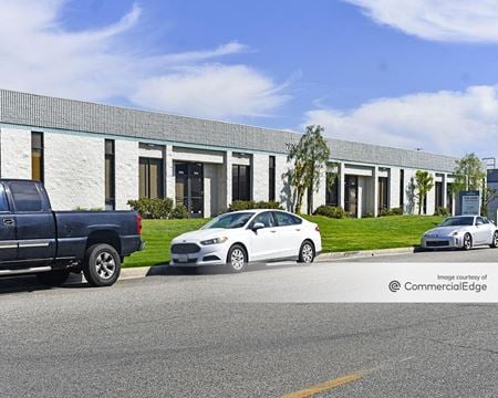 A look at Valencia Industrial Center - 28170, 28210 & 2820 Avenue Crocker Industrial space for Rent in Valencia