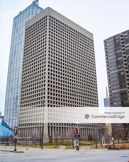 A look at One Main Place Office space for Rent in Dallas