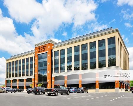 A look at Fairfax Circle Building Commercial space for Rent in Fairfax