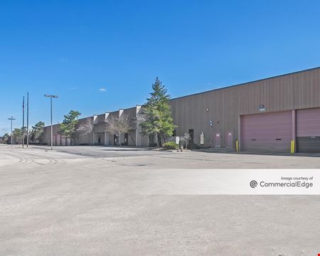 A look at 1726-1850 Blackhawk Drive Industrial space for Rent in West Chicago