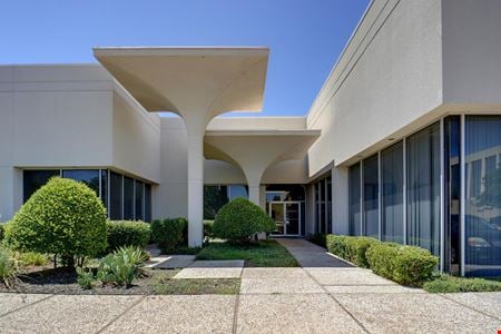 A look at Manhattan Plaza Office space for Rent in Fort Worth