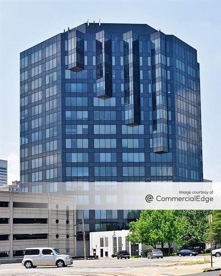 A look at One Memphis Place Office space for Rent in Memphis