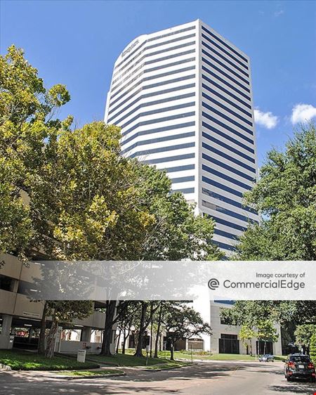 A look at Five Post Oak Park Office space for Rent in Houston