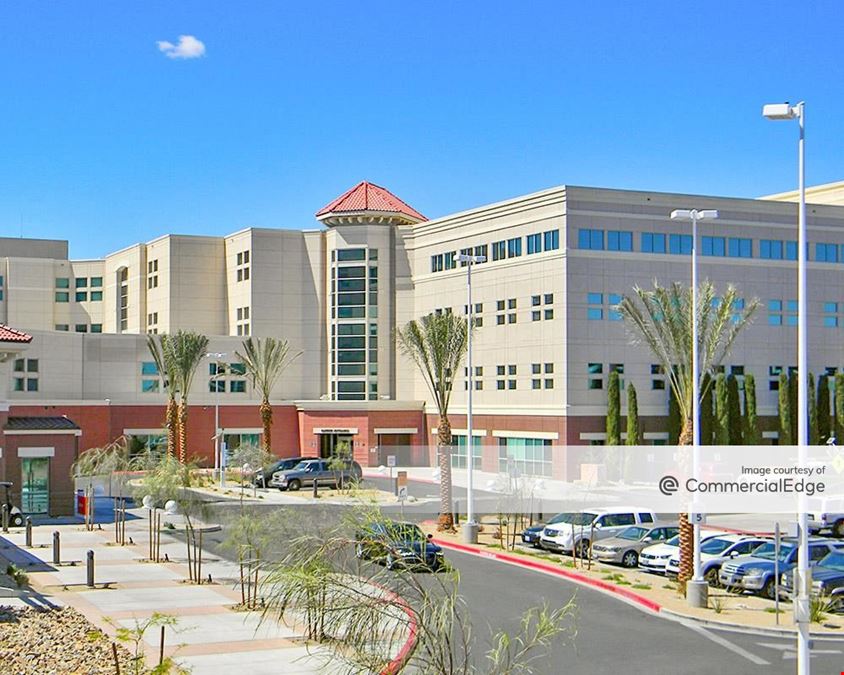 Del E. Webb Medical Plaza