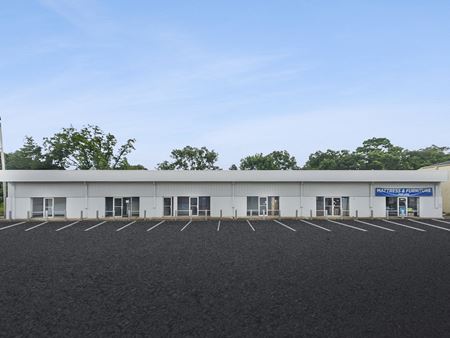 A look at 4658 Airport Blvd - For Sale commercial space in Mobile