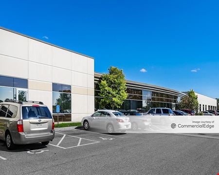 A look at Grand Oak Office III & IV commercial space in Eagan