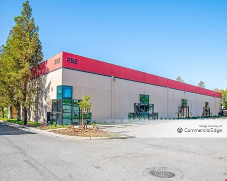 A look at Drew Business Centre Industrial space for Rent in Tracy