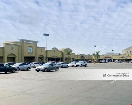 A look at Shaw Village Shopping Center Retail space for Rent in Clovis