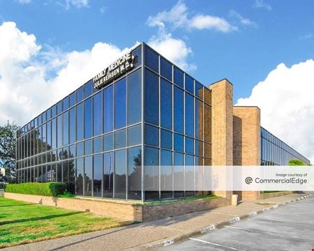 A look at Treepoint Plaza Office space for Rent in Addison