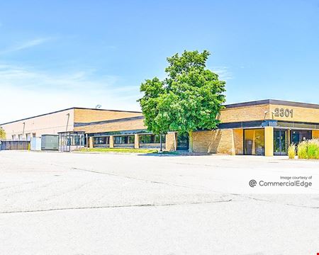 A look at 2301 Featherstone Road commercial space in Auburn Hills