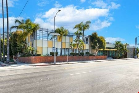 A look at 6121 Santa Monica Blvd commercial space in Los Angeles