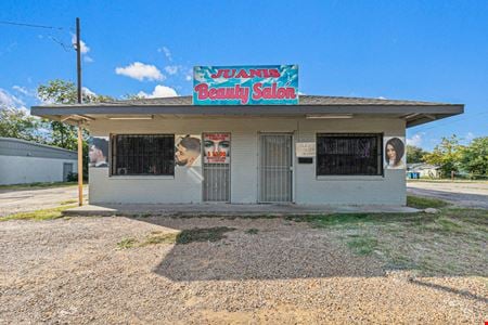 A look at 8700 Lake June Rd Commercial space for Sale in Dallas