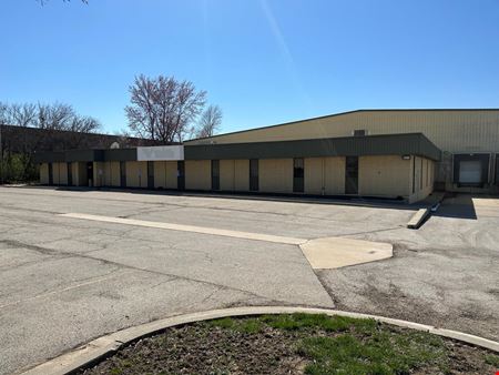 A look at 10960 Lakeview Commercial space for Sale in Lenexa