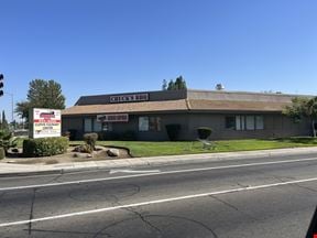 High Exposure Retail Spaces Available at Strip Mall in Clovis