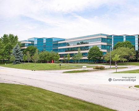 A look at Lincolnshire Corporate Center - 333 Knightsbridge Pkwy Office space for Rent in Lincolnshire
