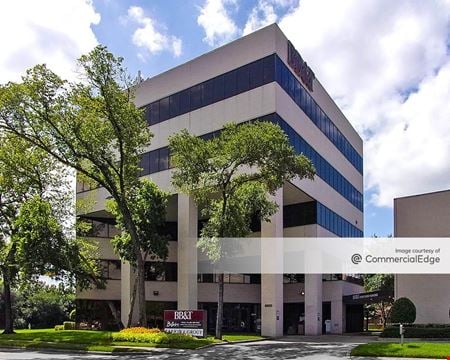 A look at The Offices at Pin Oak Park - 6800 West Loop South Office space for Rent in Bellaire