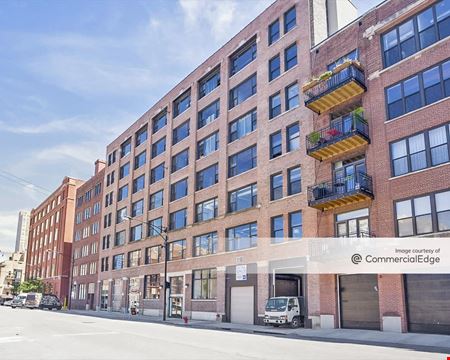 A look at 363 West Erie Street commercial space in Chicago