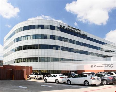 A look at Sugar Land Medical Plaza commercial space in Sugar Land