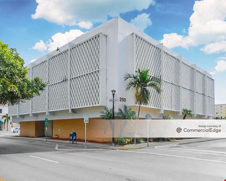 A look at 250 Bird Road commercial space in Coral Gables