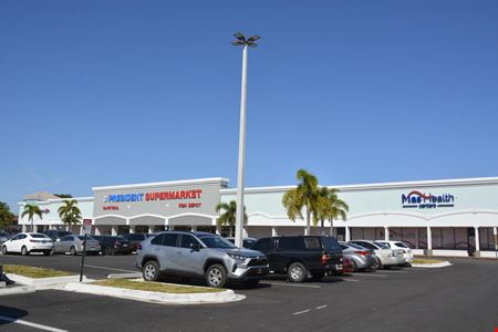 A look at Waterside Plaza commercial space in Lake Worth