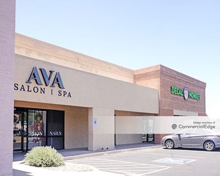 A look at Gilbert & Houston Plaza commercial space in Gilbert