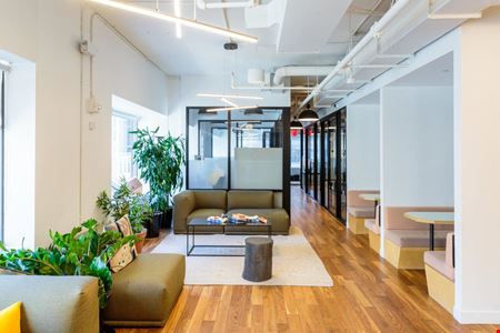 A look at 575 5th Avenue commercial space in New York