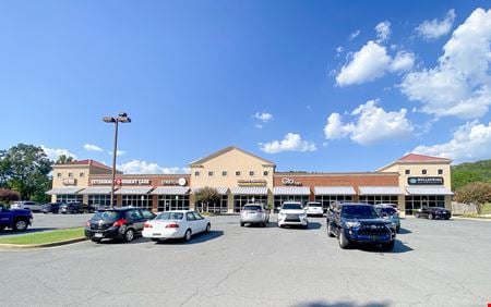A look at West Cantrell Plaza commercial space in Little Rock