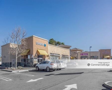 A look at Arlington Square commercial space in Riverside