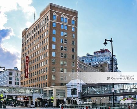 A look at Empire Building Commercial space for Rent in Milwaukee