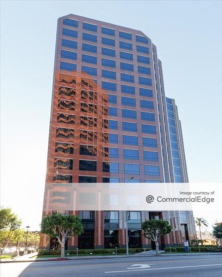 A look at Wilshire Landmark II Office space for Rent in Los Angeles