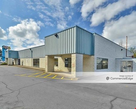 A look at 3700 & 3772 Portland Road NE commercial space in Salem