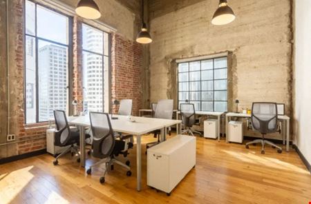 A look at 811 West 7th Street Office space for Rent in Los Angeles