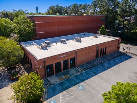A look at 884 York Ave commercial space in Atlanta